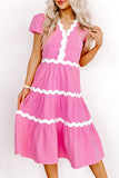 Robe mi-longue fluide à manches courtes bouffantes avec bordure Ric Rac Bonbon